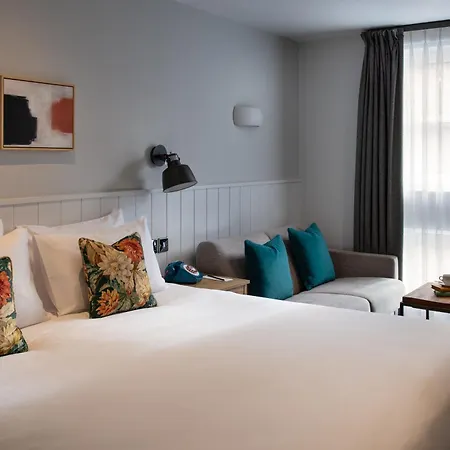 Middletons Hotel 4*