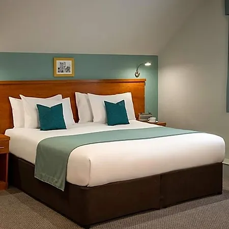 Middletons Hotel 4*