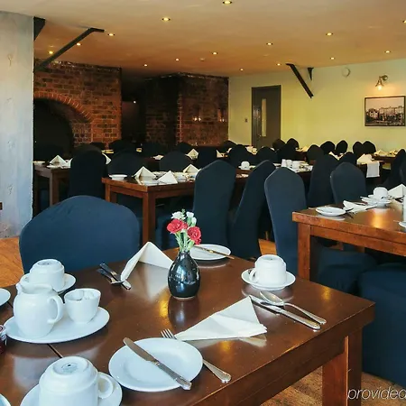 Middletons Hotel 4*